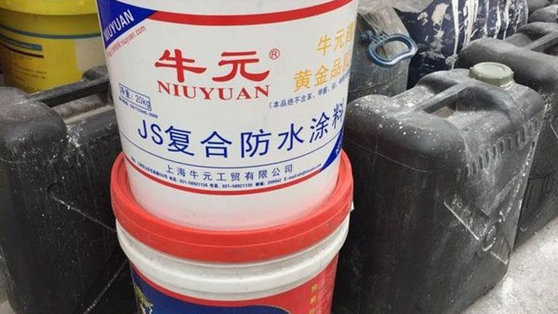 屋顶防水卷材使用寿命揭秘：影响因素与维护要点
